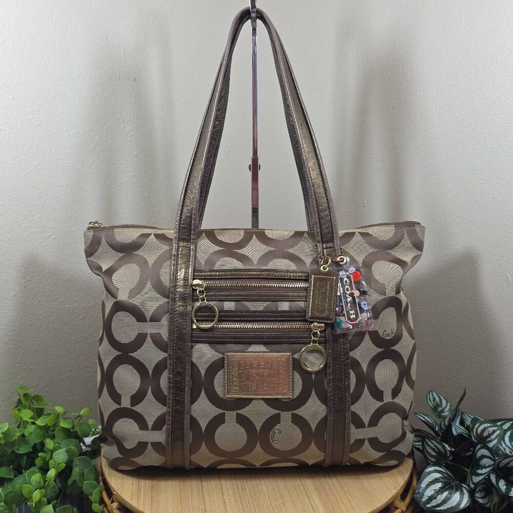 Coach Poppy Op Art Glam Signature Tote – Khaki/Bronze | Style 13826